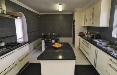 3 Bedroom Family Home for Sale in Cravenby