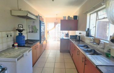 3 Bedroom 2 Bathroom House with 2 Bedroom Flatlet for Sale in Townsend Estate