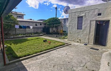 5 Bedroom House with 2 Bedroom Flatlet for Sale in Glenlily