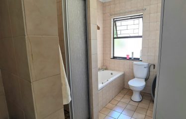 3 Bedroom 2 Bathroom House with 2 Bedroom Flatlet for Sale in Townsend Estate