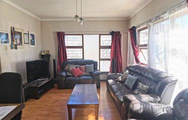 3 Bedroom 2 Bathroom House with 2 Bedroom Flatlet for Sale in Townsend Estate