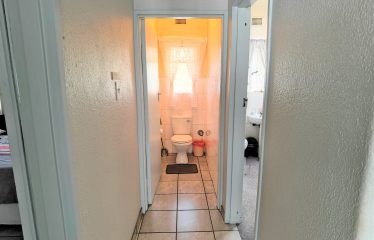 Spacious 8 Bedroom Dual living House for Sale in Goodwood