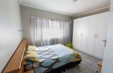 Spacious 8 Bedroom Dual living House for Sale in Goodwood