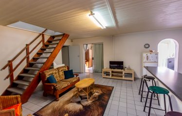 Spacious 8 Bedroom Dual living House for Sale in Goodwood