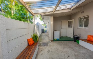 Spacious 8 Bedroom Dual living House for Sale in Goodwood