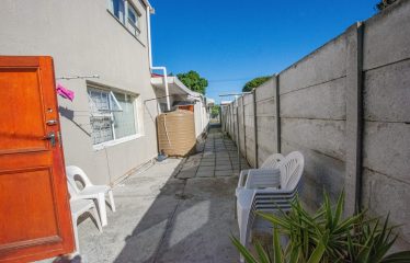 Spacious 8 Bedroom Dual living House for Sale in Goodwood