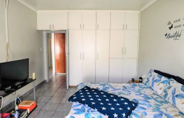 Spacious 8 Bedroom Dual living House for Sale in Goodwood