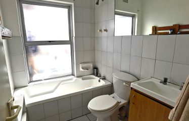 3 Bedroom 2 Bathroom Townhouse for Sale in Glenwood, Goodwood