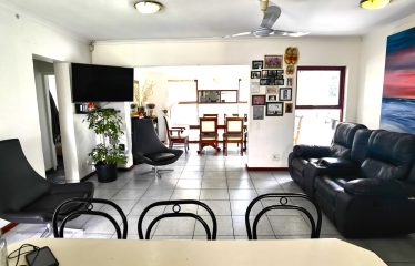 3 Bedroom 2 Bathroom Townhouse for Sale in Glenwood, Goodwood