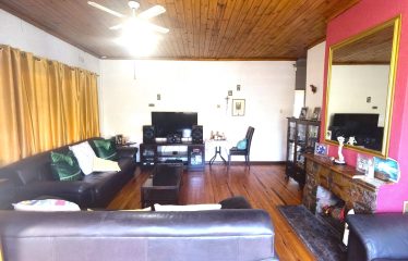 Spacious 4 Bedroom 2 Bathroom House with Flatlet Potential for Sale in Goodwood